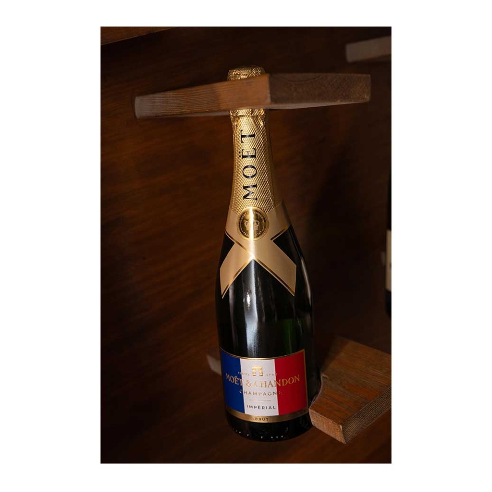 MOET & CHANDON OLYMPIC GAMES 
