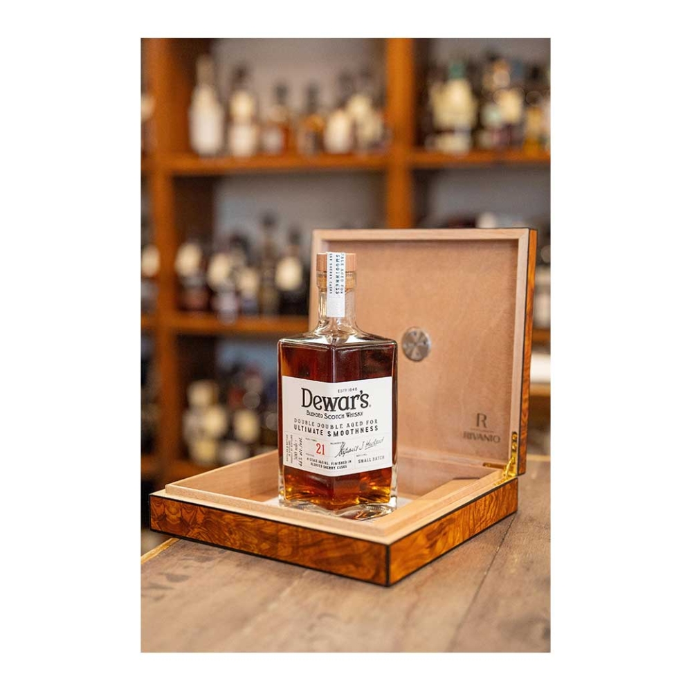 DEWAR'S 21 Y.O DOUBLE DOUBLE GIFT PACK (CIGAR HUMIDOR) WHISKY 500ml