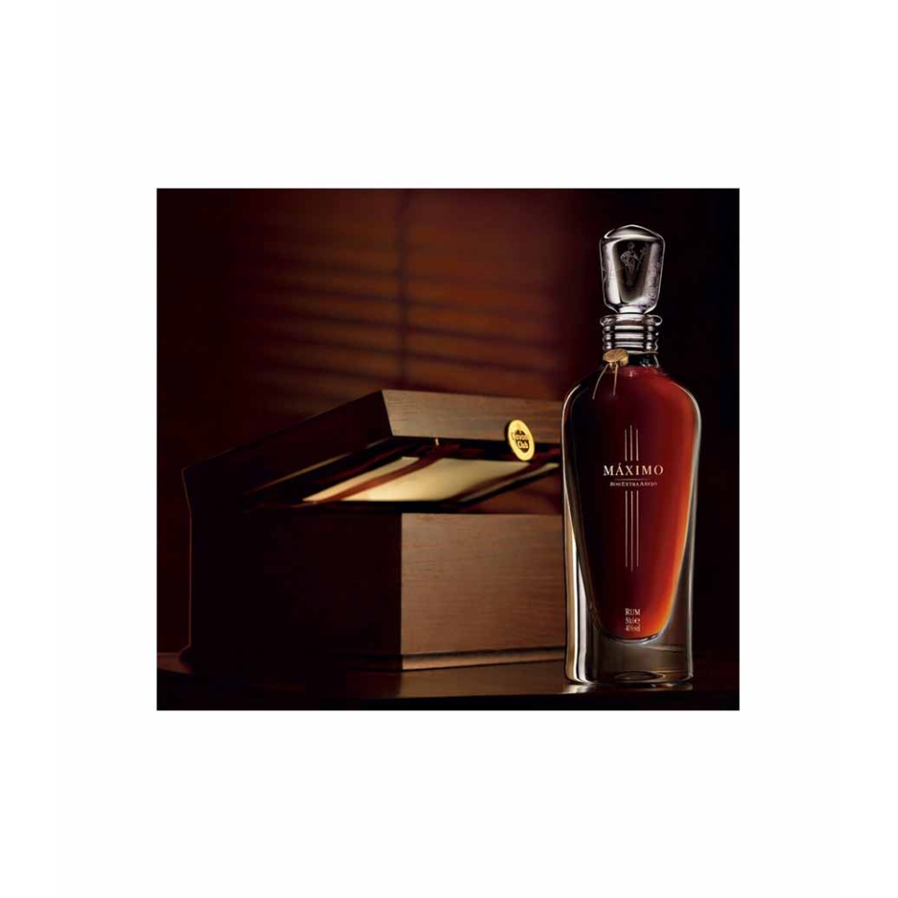 HAVANA CLUB MAXIMO EXTRA ANEJO RUM 500ml