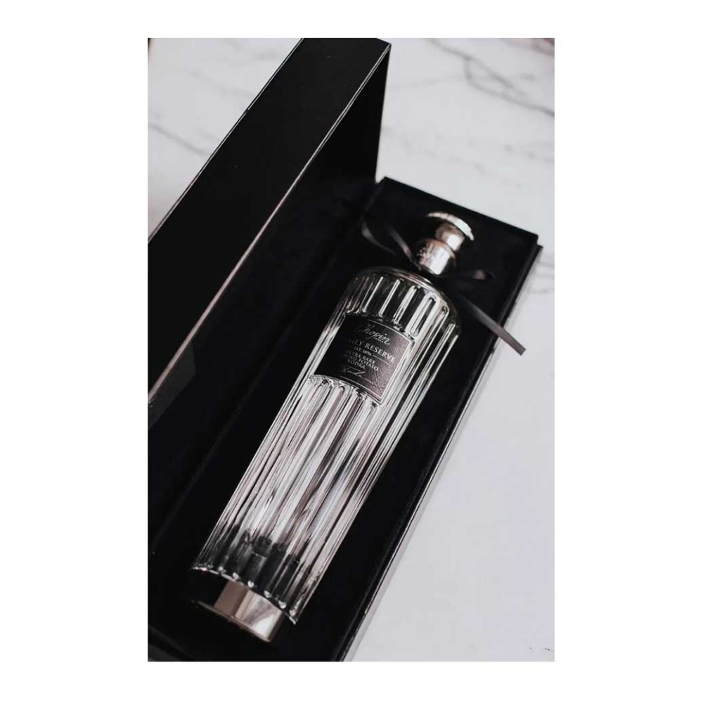 CHOPIN FAMILY RESERVE EXTRA RARE VODKA 700ml