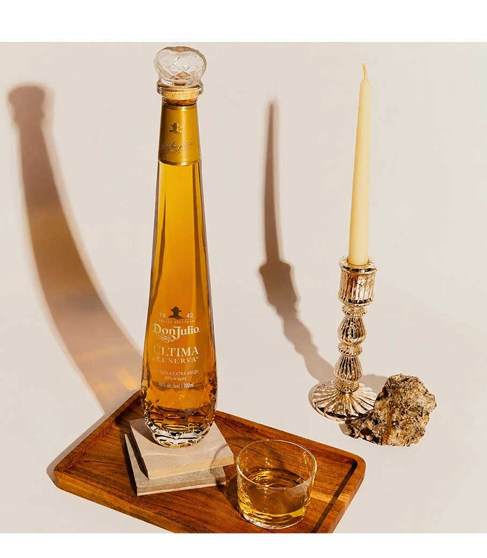 DON JULIO ULTIMA RESERVA EXTRA ANEJO TEQUILA 700ml
